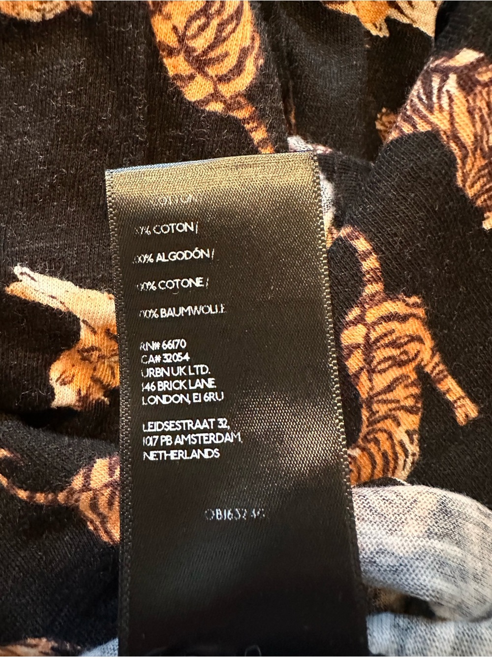 Maeve Anthropologie Cotton Tiger Print Long Sleeve Tee Black Graphic T-Shirt - Picture 8 of 11